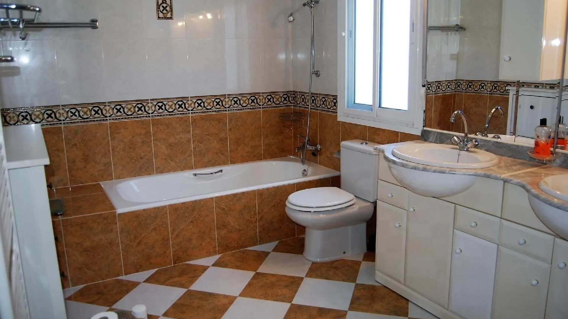 Ferienwohnung Fuer 5 Personen Ca 100 Qm In Nerja, Andalusien Costa Del Sol Apartamento