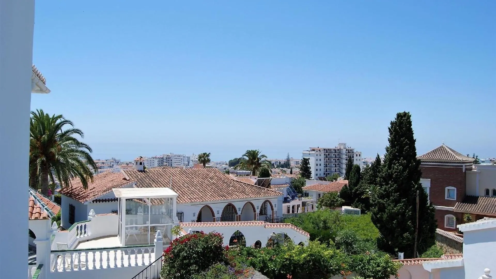 Apartment Ferienwohnung Fuer 5 Personen Ca 100 Qm In Nerja, Andalusien Costa Del Sol